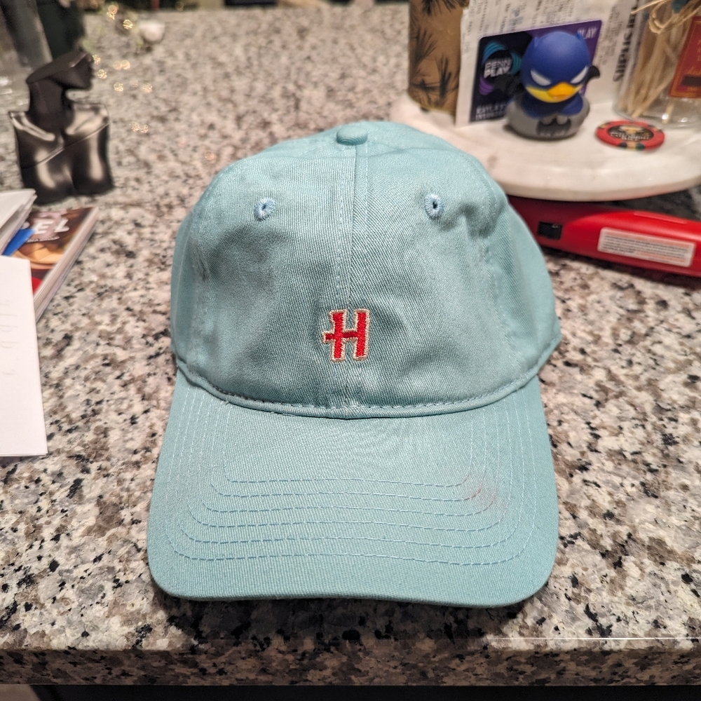 Homage hat